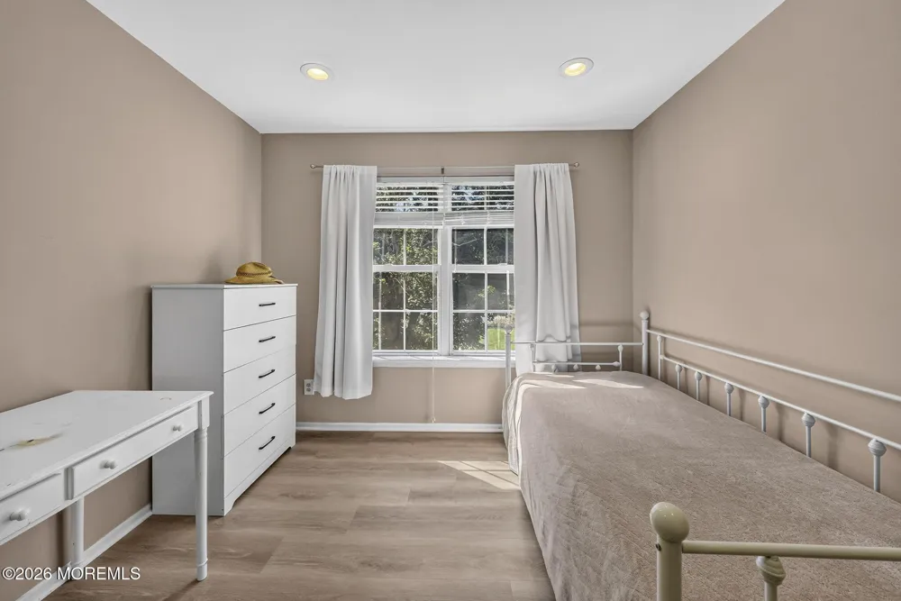 25 Tall Woods Drive Manalapan, NJ 07726