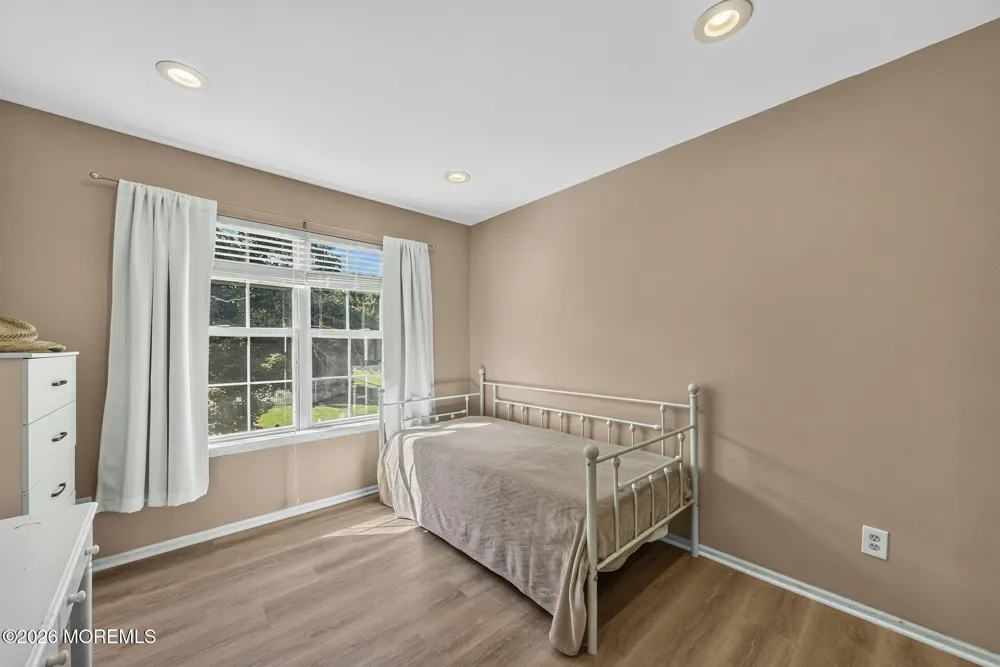 25 Tall Woods Drive Manalapan, NJ 07726
