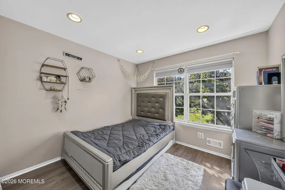 25 Tall Woods Drive Manalapan, NJ 07726