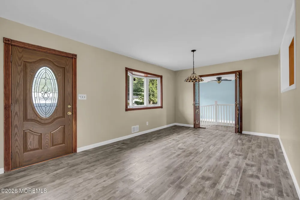 12 Carol Lane Howell, NJ 07731