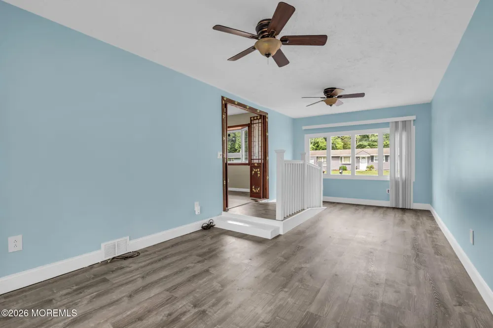 12 Carol Lane Howell, NJ 07731