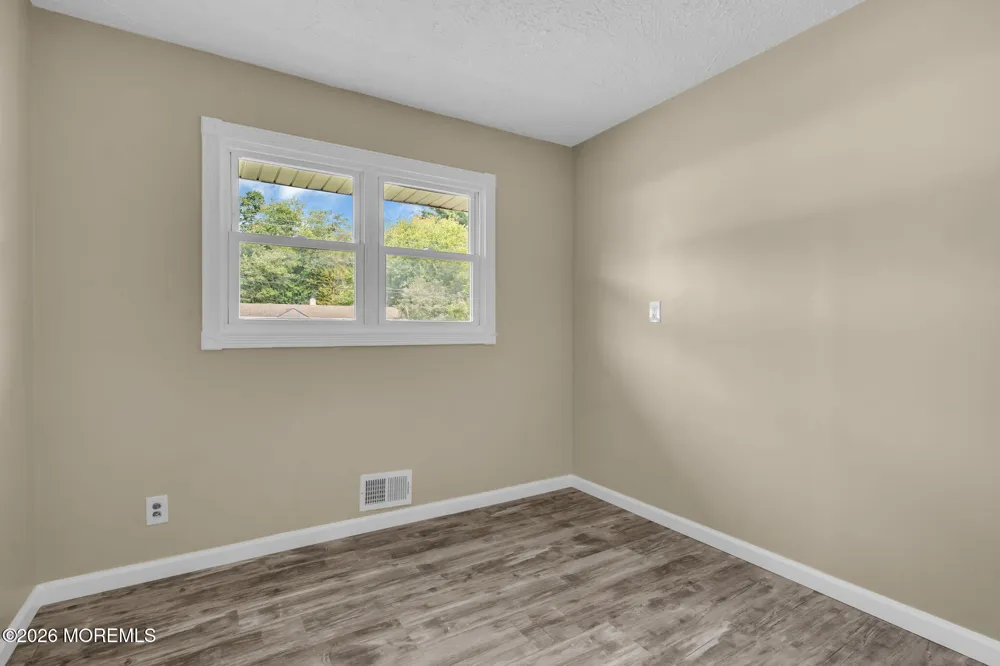 12 Carol Lane Howell, NJ 07731