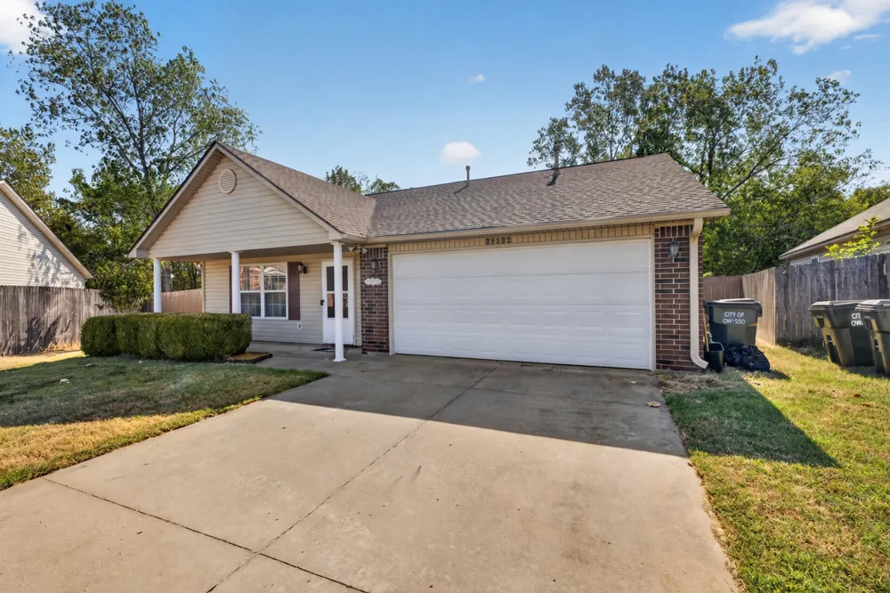 Address Not Shown Collinsville, OK 74021