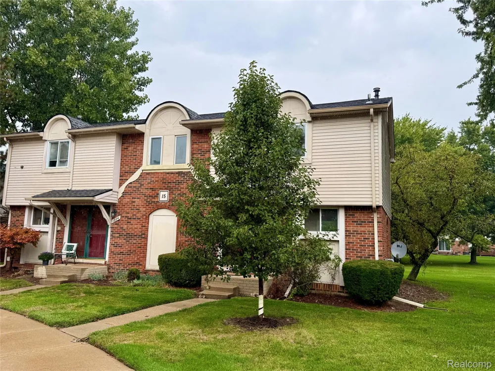 1920 Jan Court #29 Canton Charter Township, MI 48187