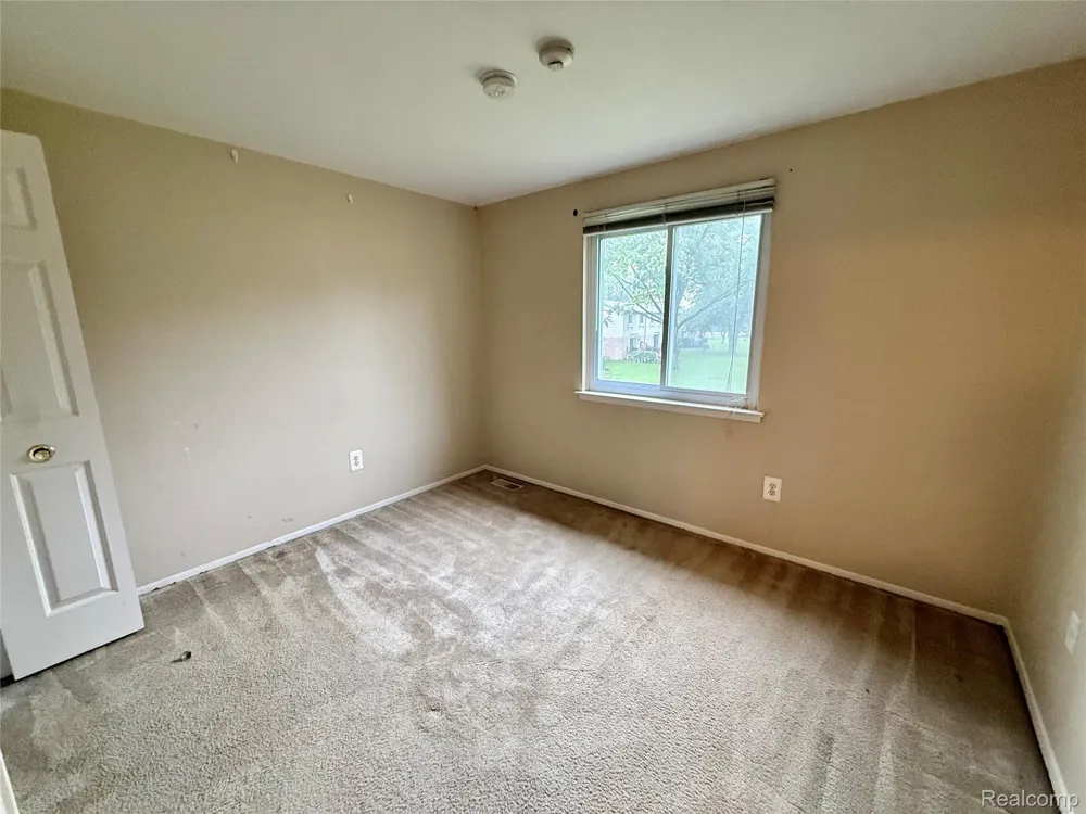 1920 Jan Court #29 Canton Charter Township, MI 48187