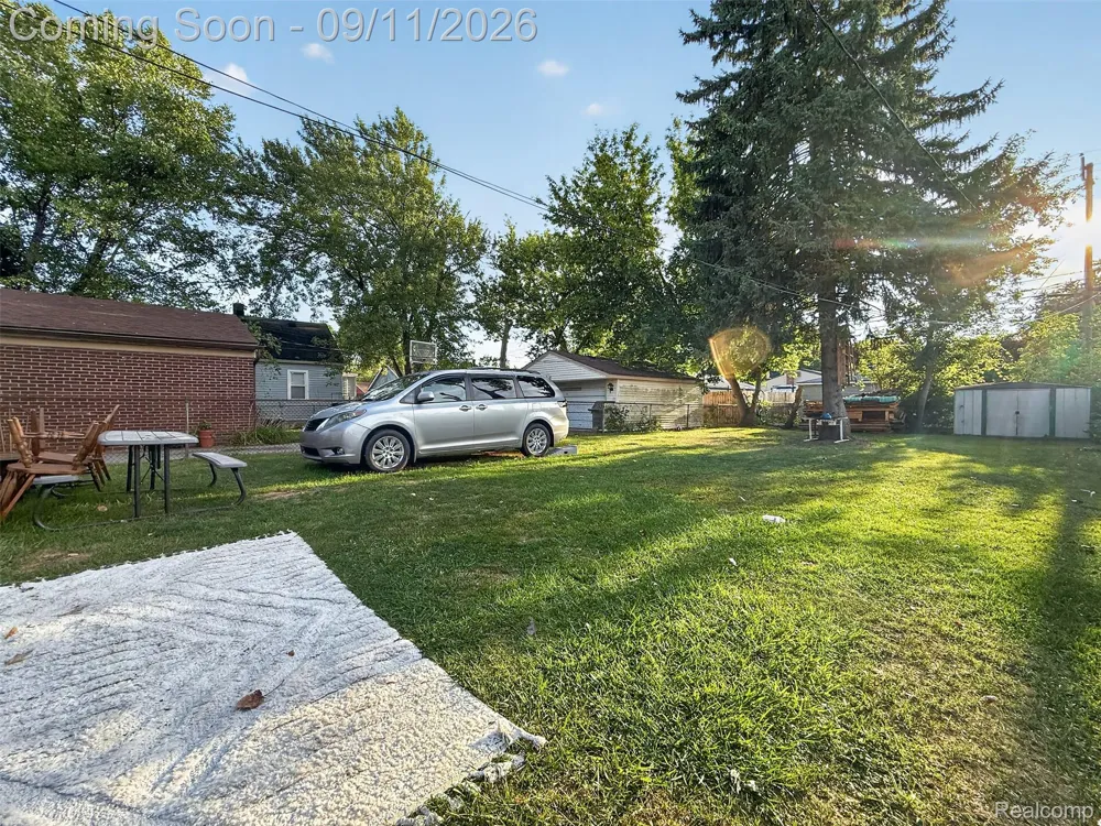 5418 Harding Street Dearborn Heights City, MI 48125
