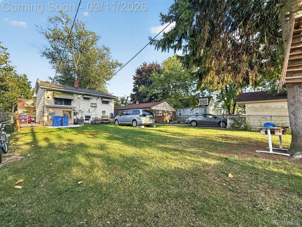 5418 Harding Street Dearborn Heights City, MI 48125