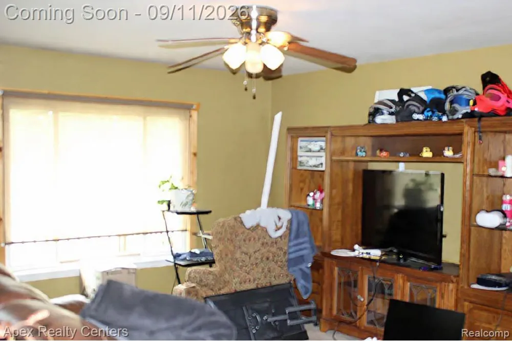 10530 Parshall Avenue White Lake Charter Township, MI 48386