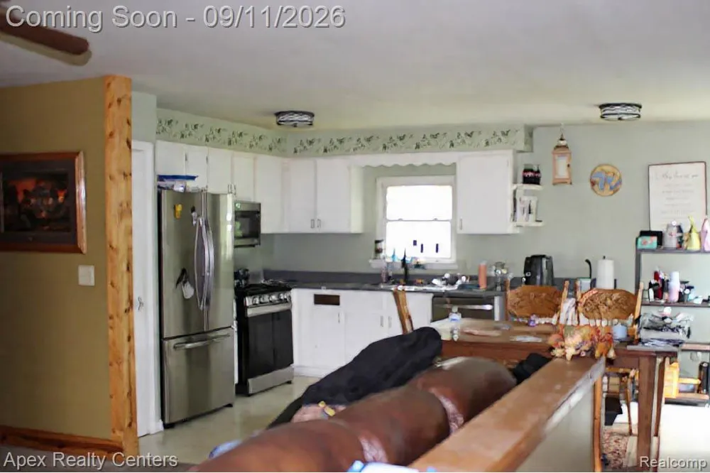 10530 Parshall Avenue White Lake Charter Township, MI 48386