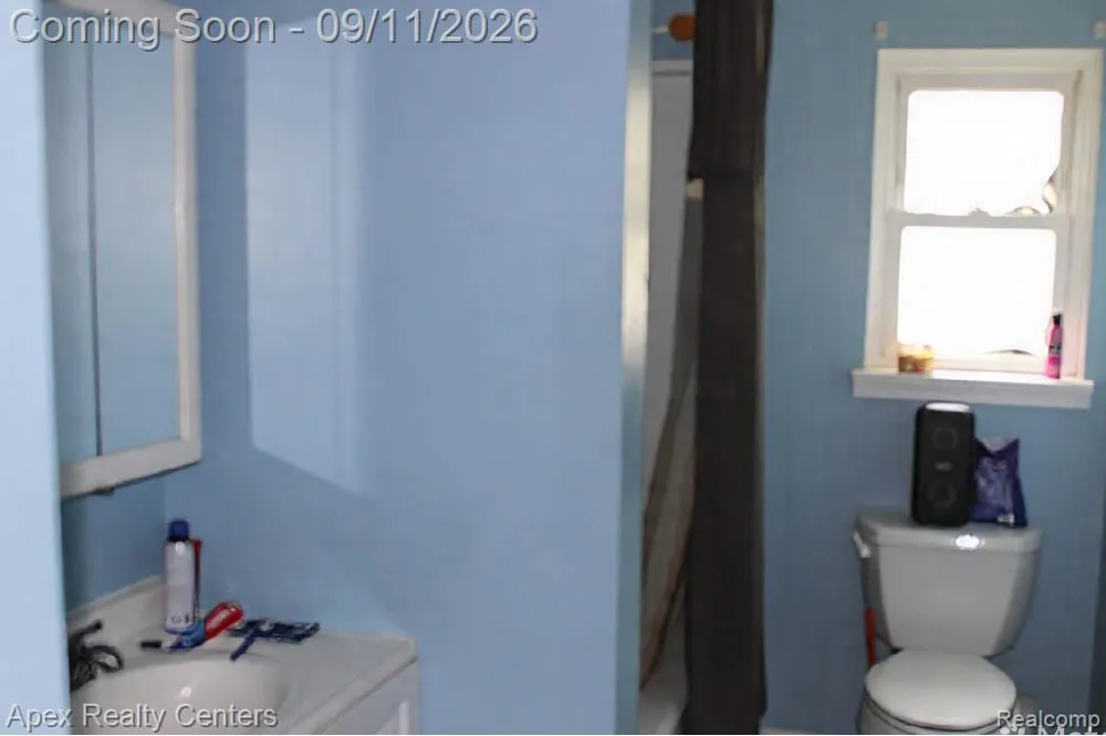 10530 Parshall Avenue White Lake Charter Township, MI 48386