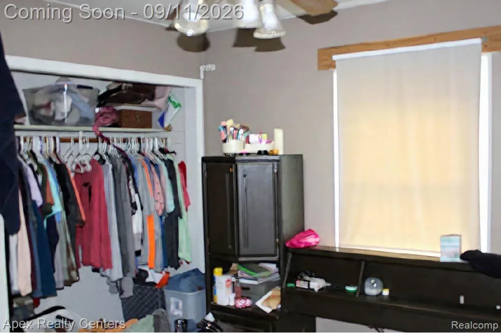10530 Parshall Avenue White Lake Charter Township, MI 48386
