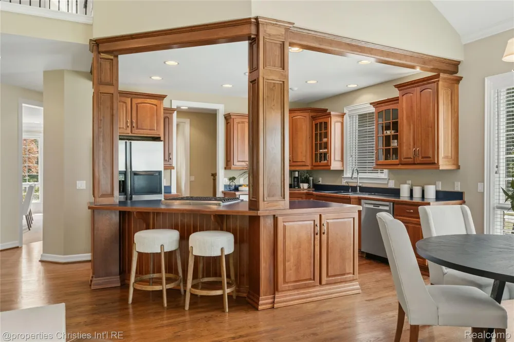 22853 Saint Andrews Drive Lyon Charter Township, MI 48178