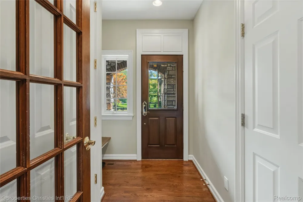 22853 Saint Andrews Drive Lyon Charter Township, MI 48178