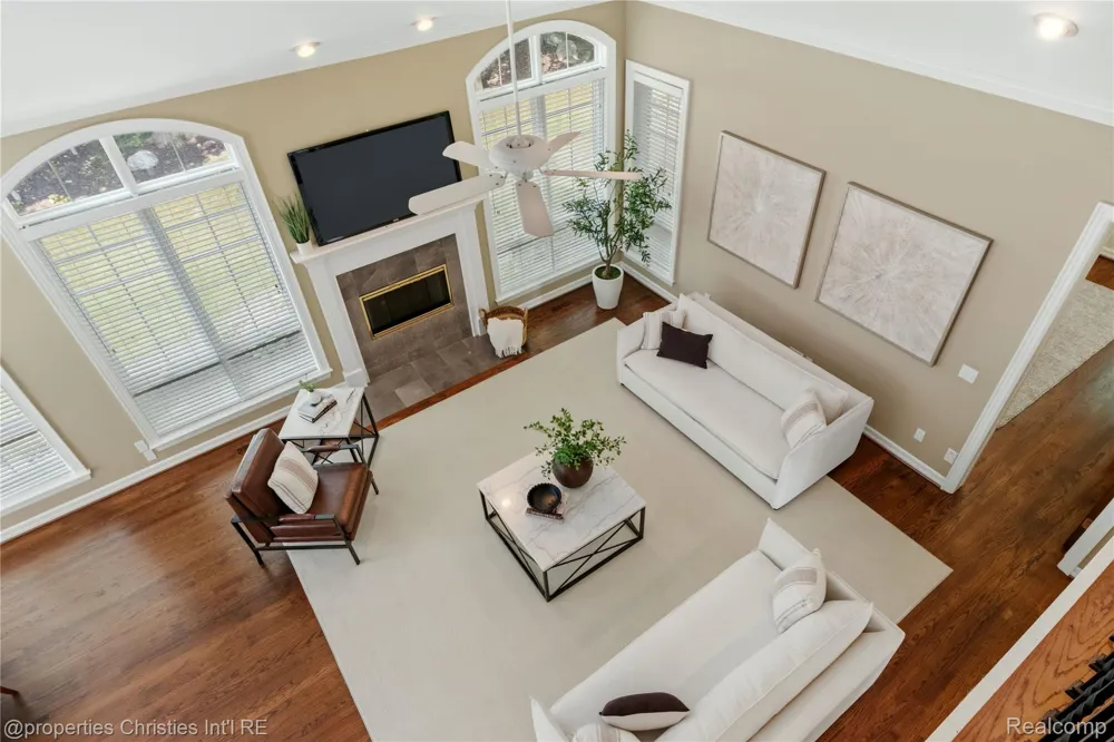 22853 Saint Andrews Drive Lyon Charter Township, MI 48178
