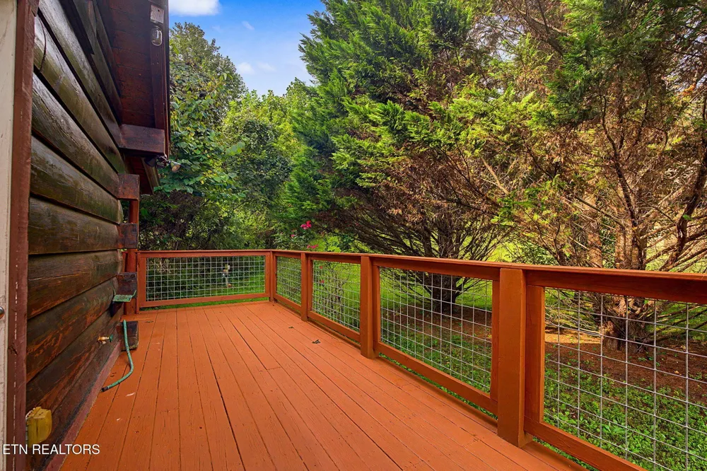 3022 Hatcher Mtn Rd Sevierville, TN 37862
