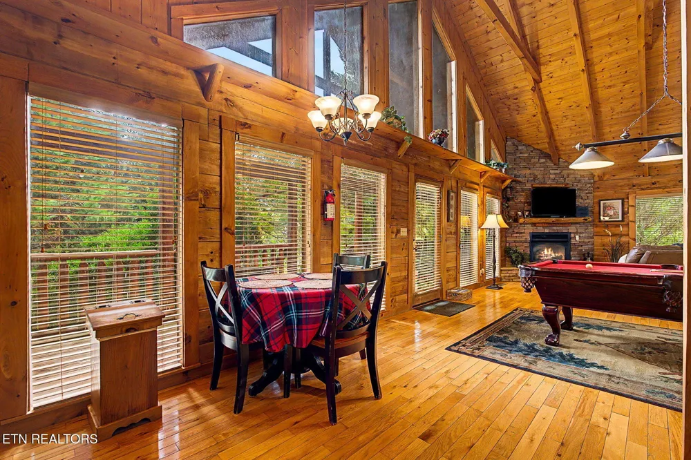 3022 Hatcher Mtn Rd Sevierville, TN 37862