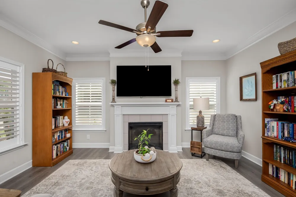 2444 Stonecenter Lane Murfreesboro, TN 37128