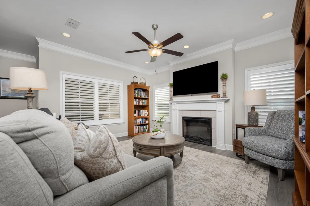 2444 Stonecenter Lane Murfreesboro, TN 37128