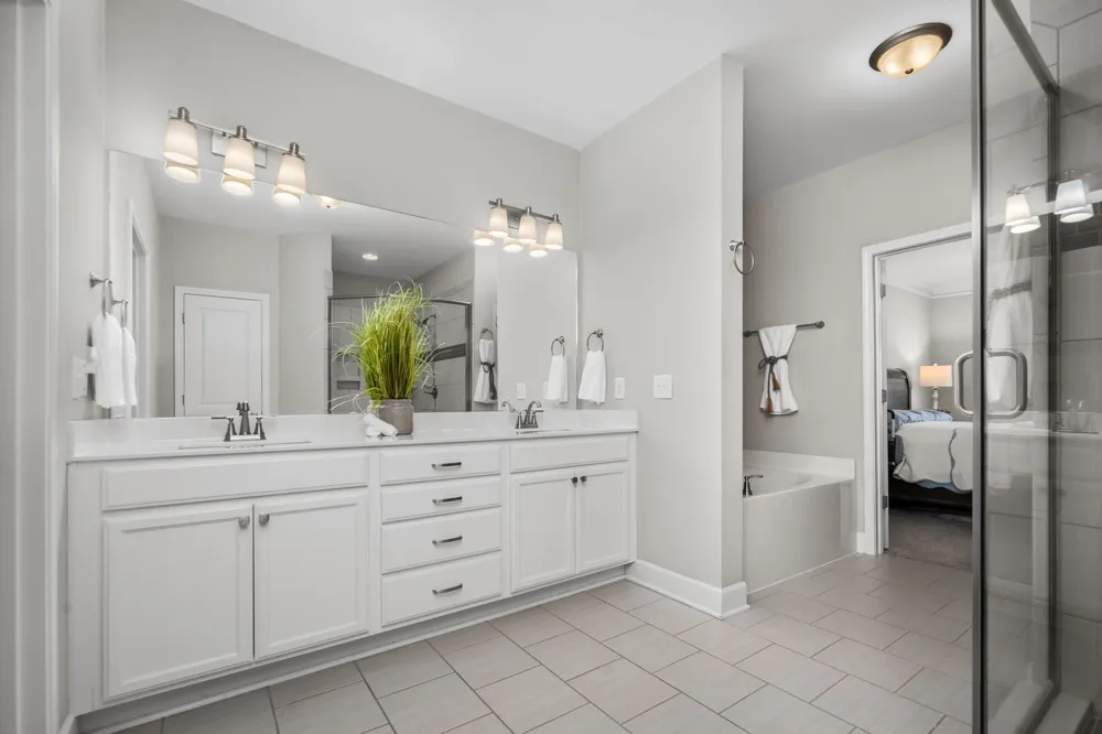 2444 Stonecenter Lane Murfreesboro, TN 37128