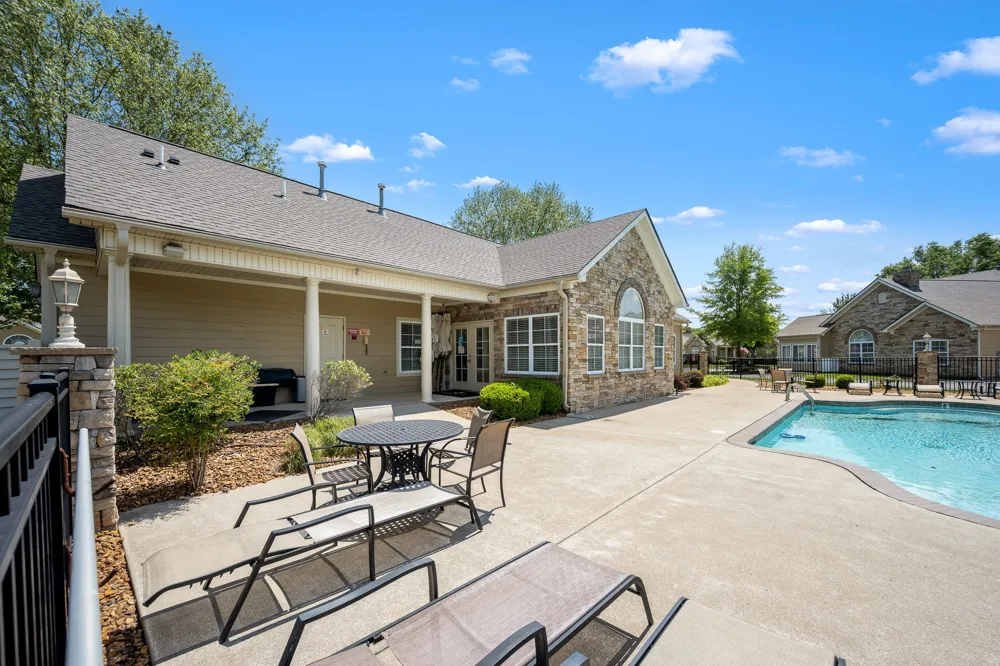 2444 Stonecenter Lane Murfreesboro, TN 37128