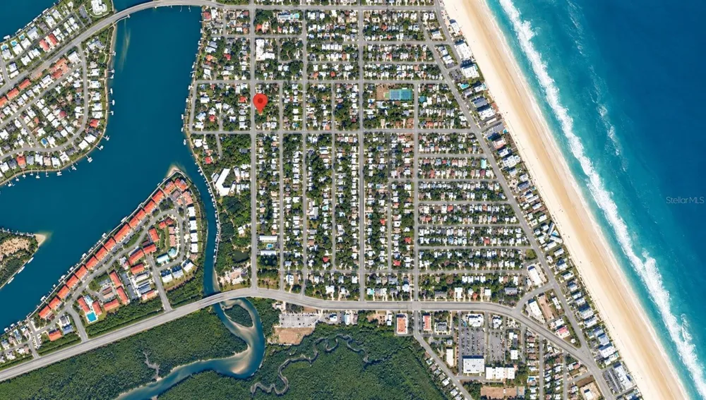 437 S PENINSULA AVE New Smyrna Beach, FL 32169