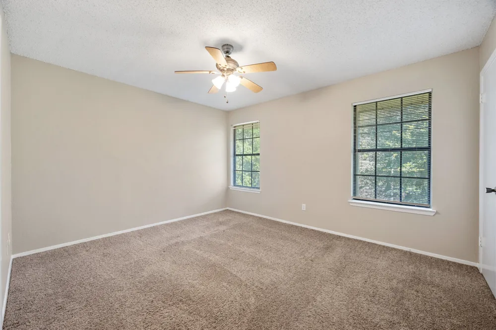 8400 Jamestown Drive #426 Austin, TX 78758