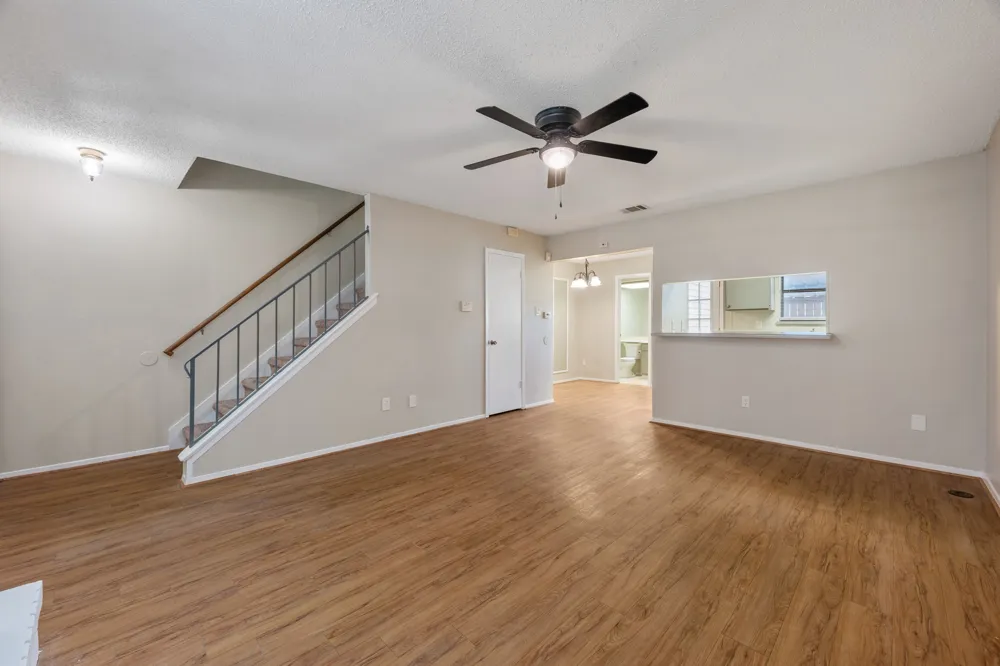 8400 Jamestown Drive #426 Austin, TX 78758