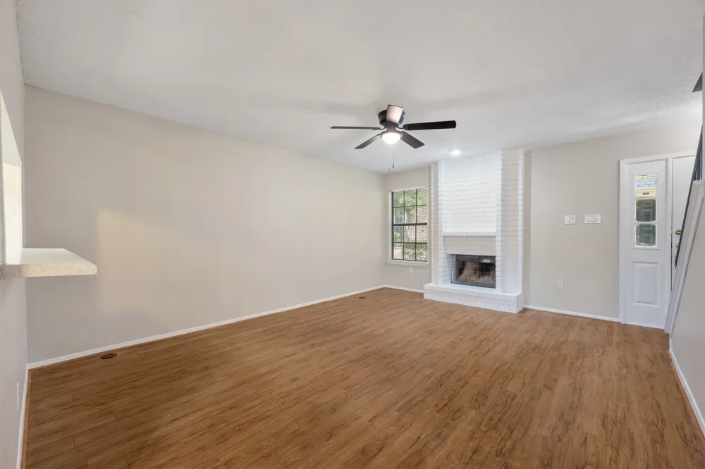 8400 Jamestown Drive #426 Austin, TX 78758