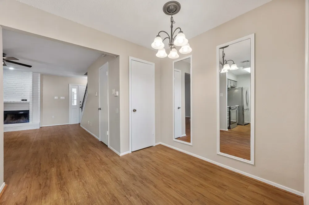 8400 Jamestown Drive #426 Austin, TX 78758