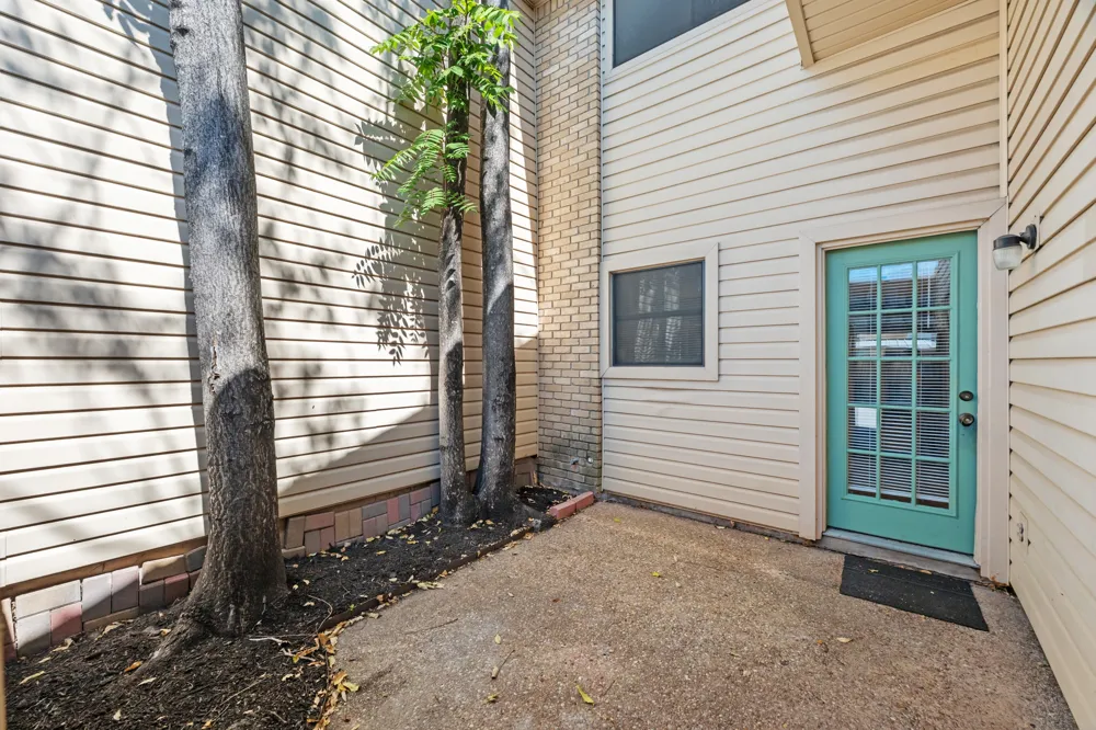 8400 Jamestown Drive #426 Austin, TX 78758