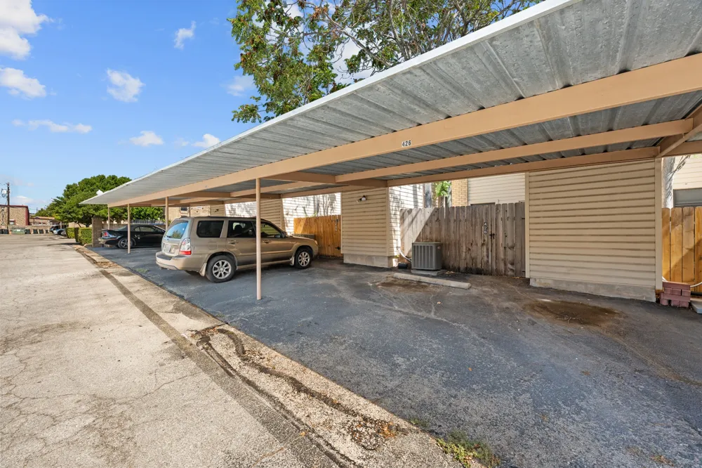 8400 Jamestown Drive #426 Austin, TX 78758