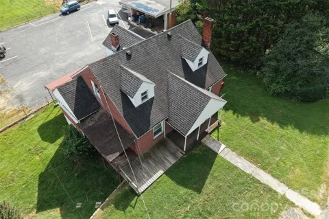 164 Mitchell Avenue