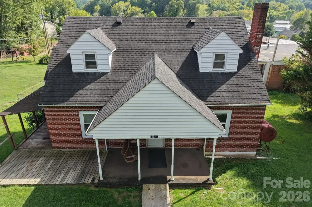 164 Mitchell Avenue Bakersville, NC 28705
