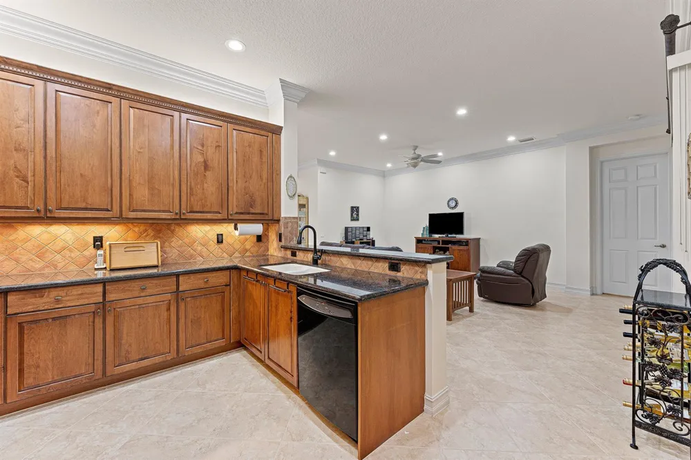 11025 Carmelcove Circle Boynton Beach, FL 33473