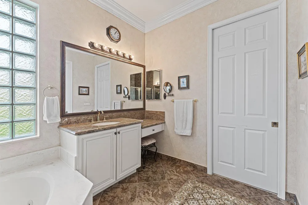 11025 Carmelcove Circle Boynton Beach, FL 33473