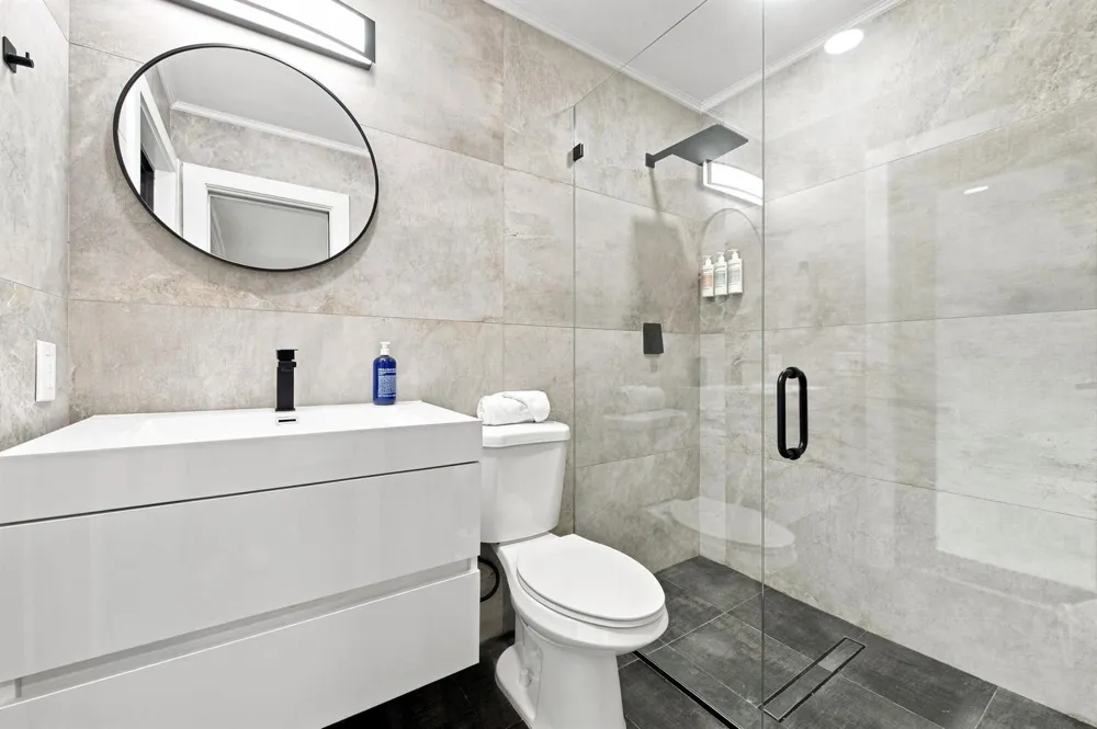 2457 NE 27th Terrace Fort Lauderdale, FL 33305