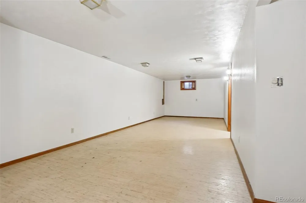 6348 Ingalls Street Arvada, CO 80003