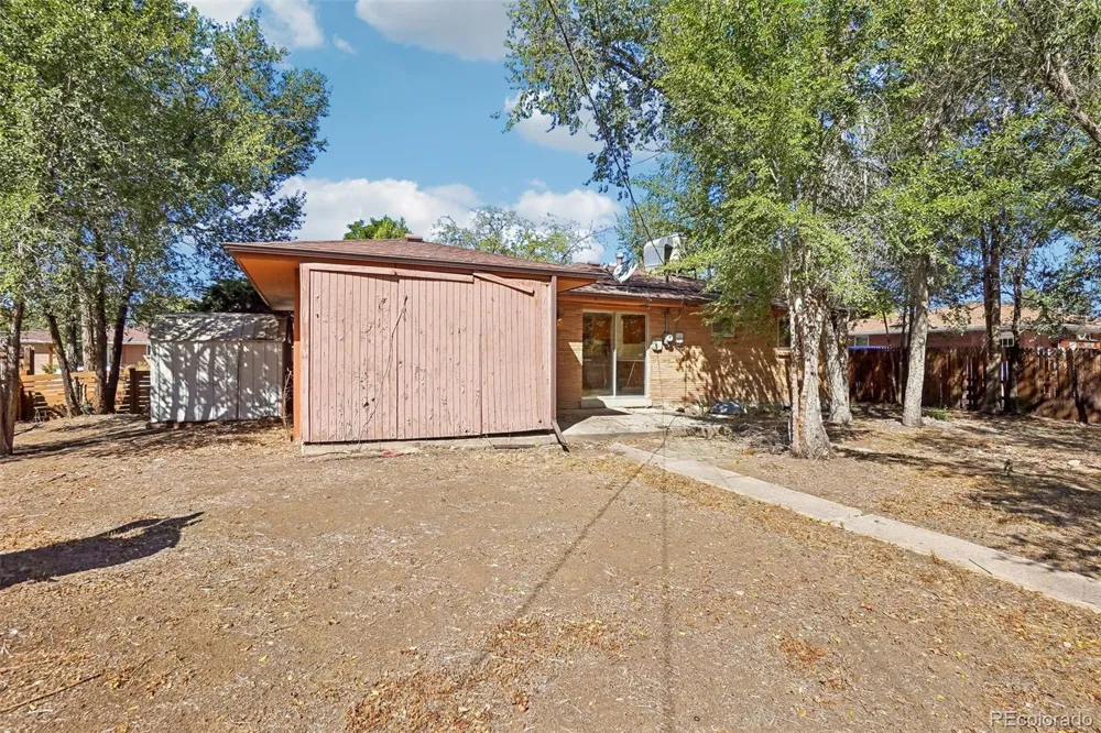 6348 Ingalls Street Arvada, CO 80003
