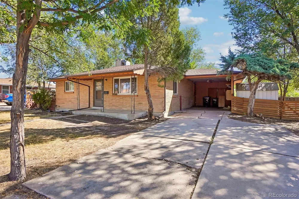 6348 Ingalls Street Arvada, CO 80003