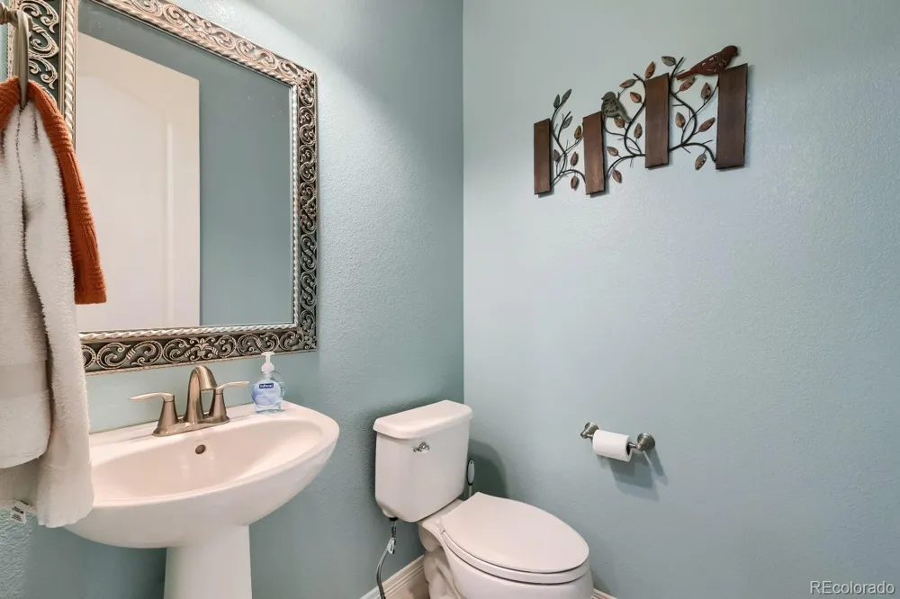 17067 E 99th Place Commerce City, CO 80022