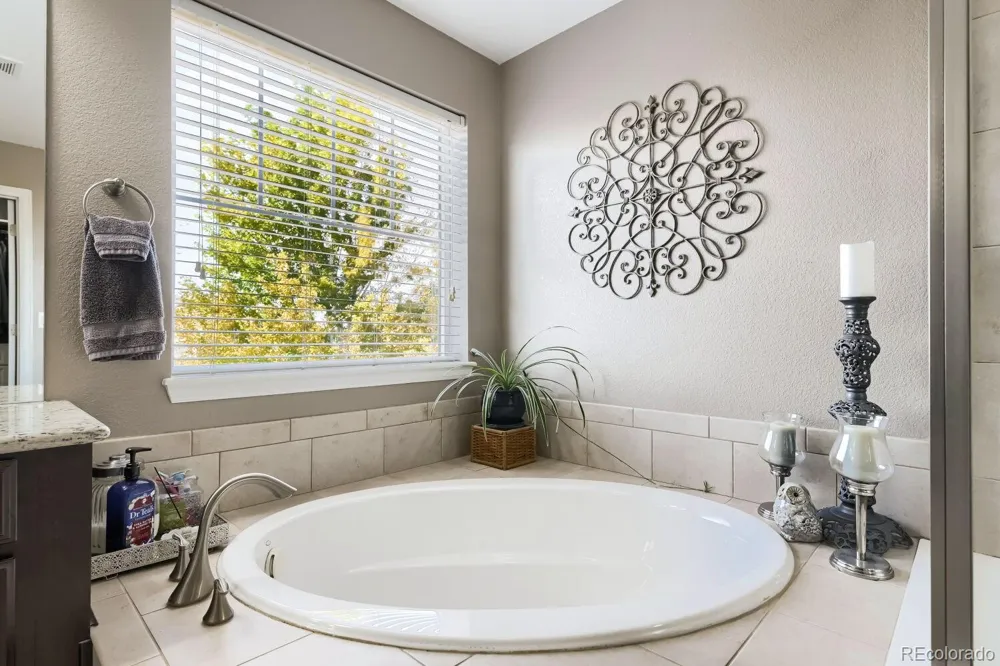 17067 E 99th Place Commerce City, CO 80022