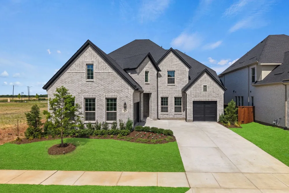 2821 Paddington Court Celina, TX 75009
