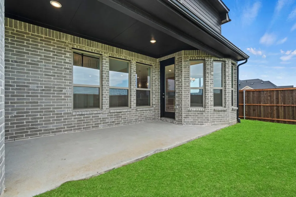 2821 Paddington Court Celina, TX 75009