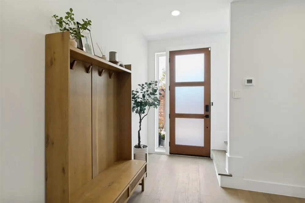 145 Henderson Avenue #107 Dallas, TX 75214