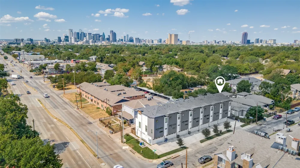 145 Henderson Avenue #107 Dallas, TX 75214