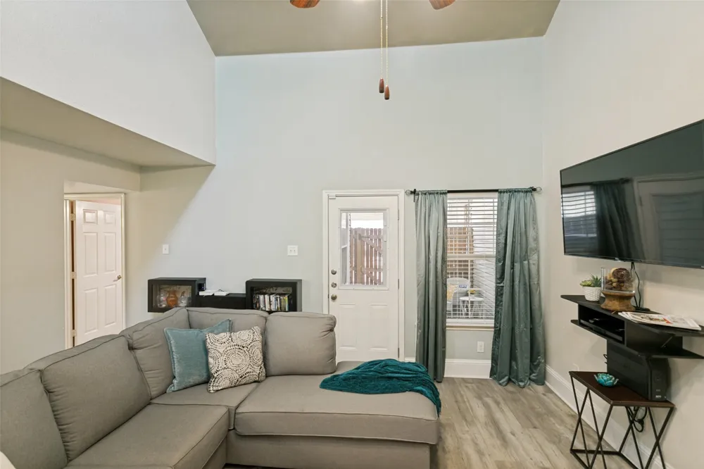 837 Summercreek Drive Lewisville, TX 75067