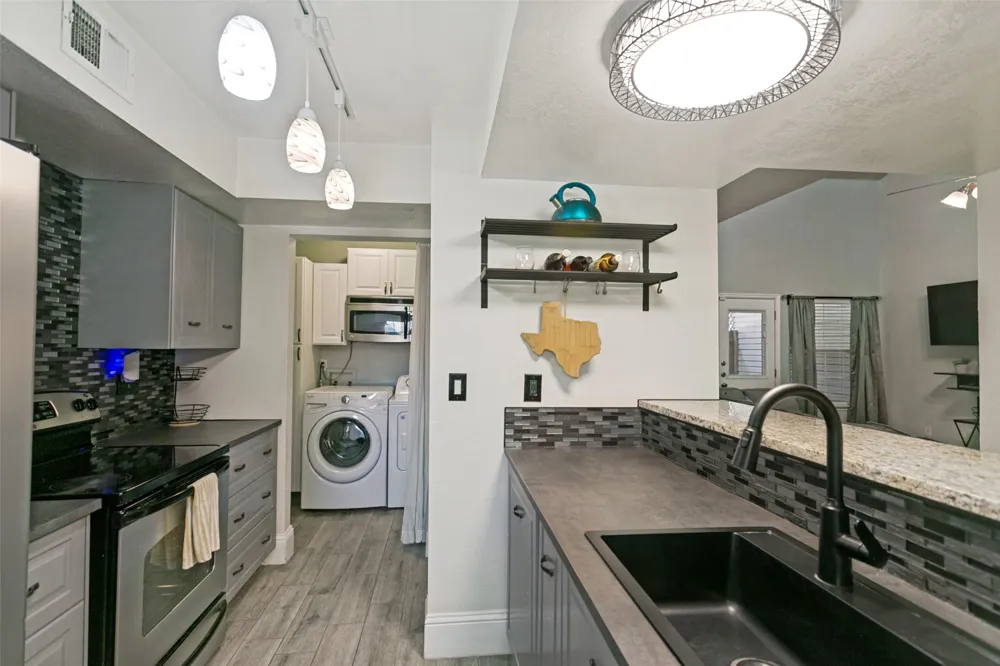 837 Summercreek Drive Lewisville, TX 75067