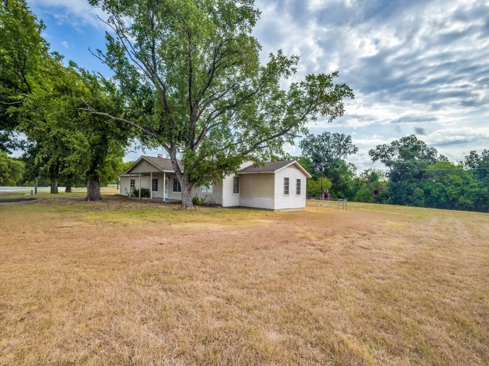 7253 Fm 2164 Sanger, TX 76266
