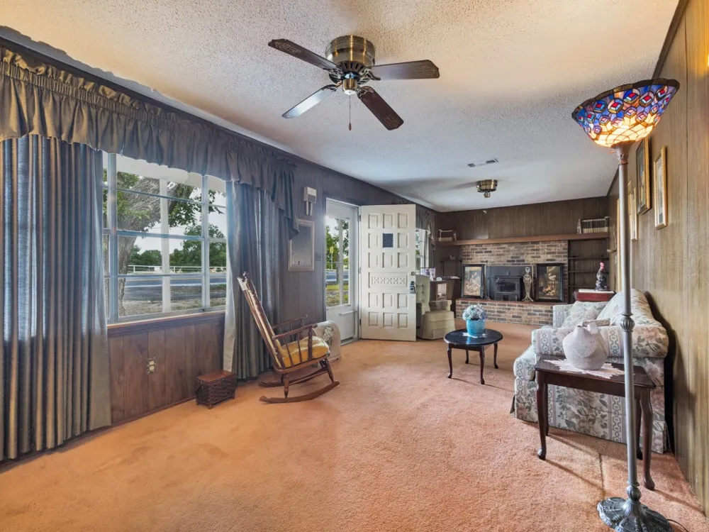 7253 Fm 2164 Sanger, TX 76266