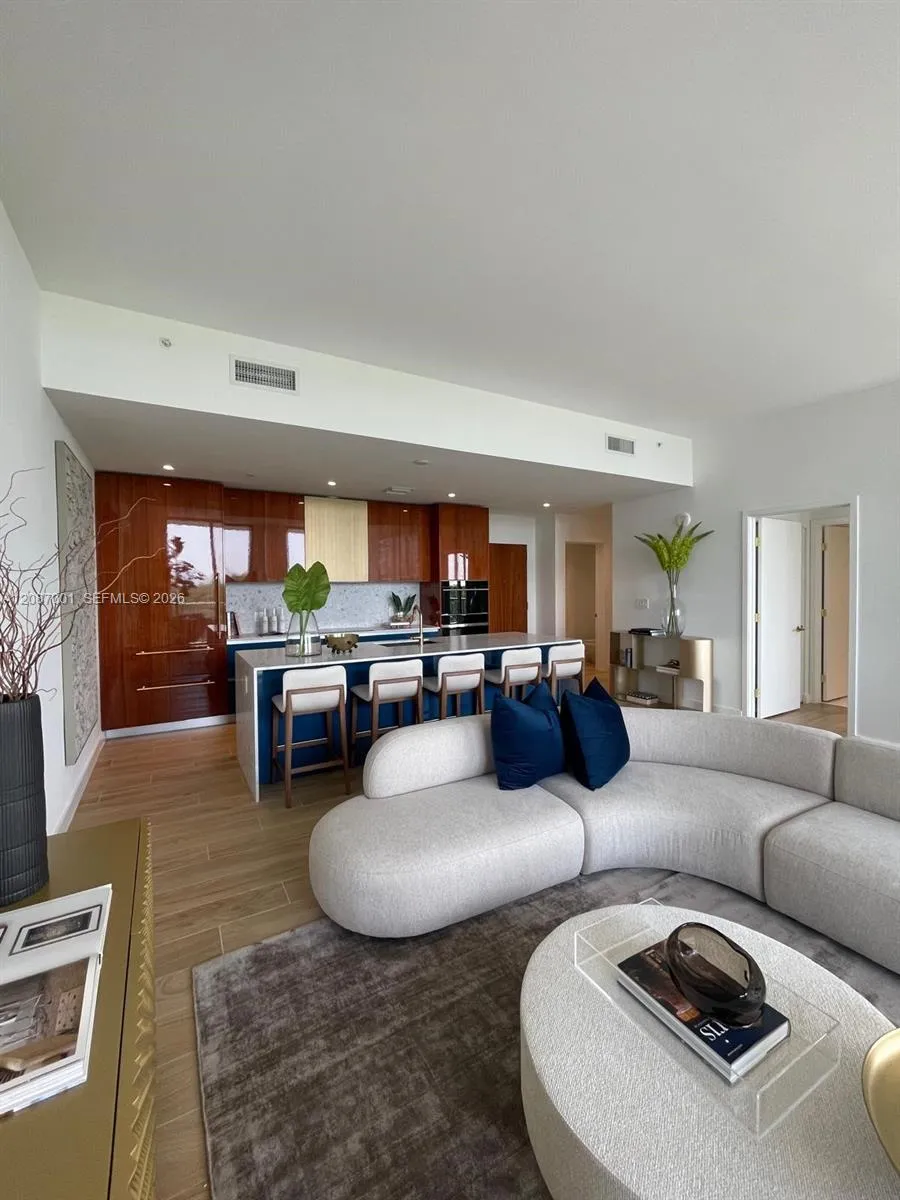 2678 Tigertail Ave #502 Miami, FL 33133